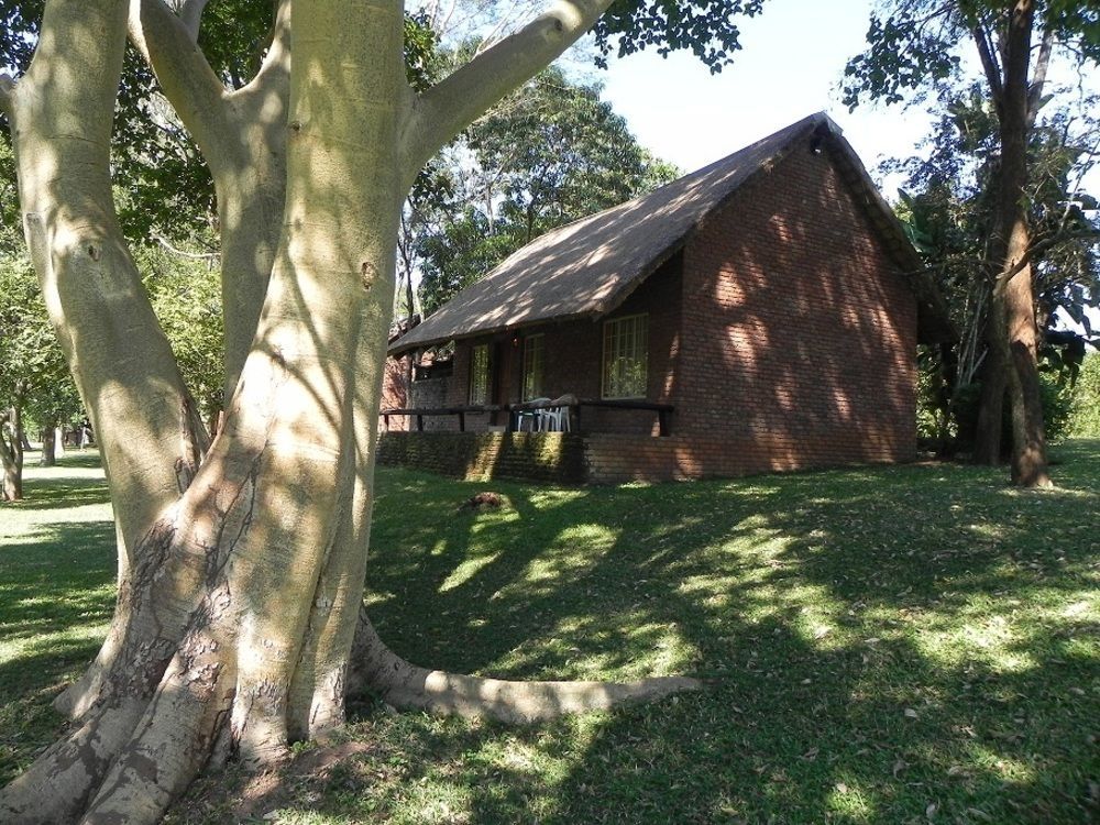 Kwambali Riverside Lodge Hazyview Esterno foto